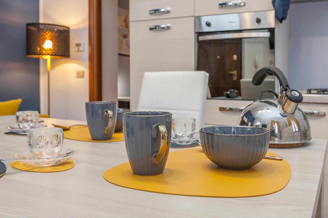 "Rhome14" Cozy Apartment For Smart Workers Mailand Exterior foto